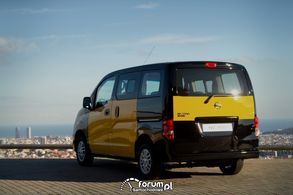 Nissan barcelona taxi #6