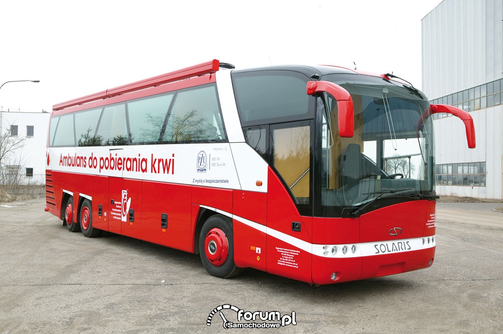 ambulans-do-pobierania-krwi-solaris-autobus-specjalny-i13648.jpg