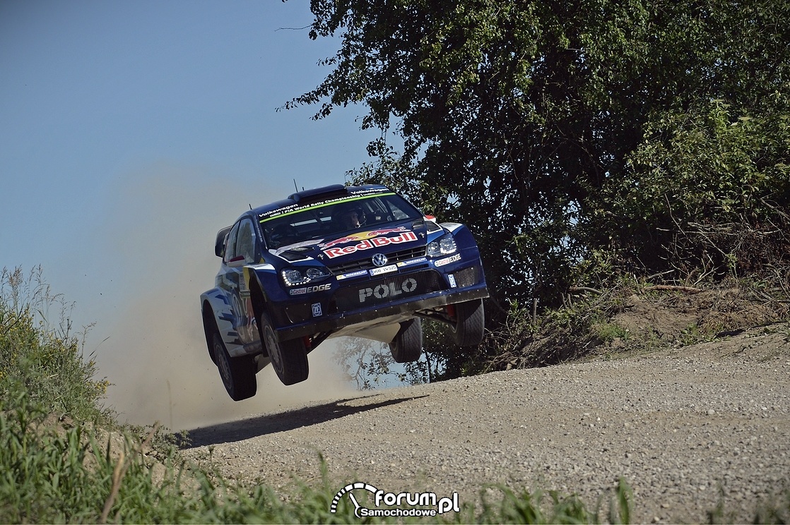 Volkswagen Polo R WRC, długi skok w powietrzu