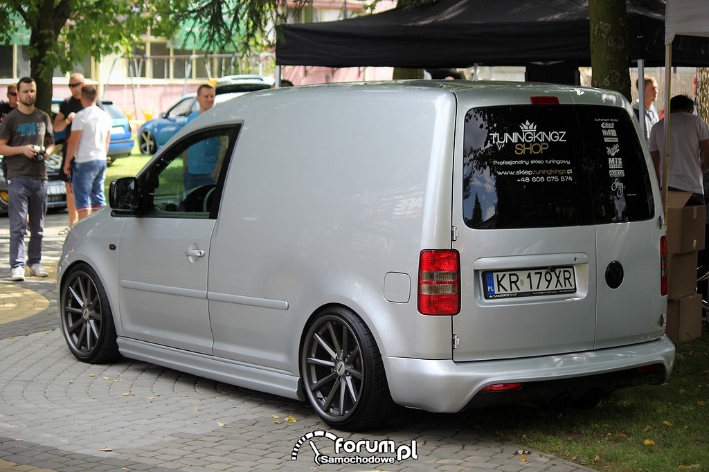 VW Caddy 2014, tył