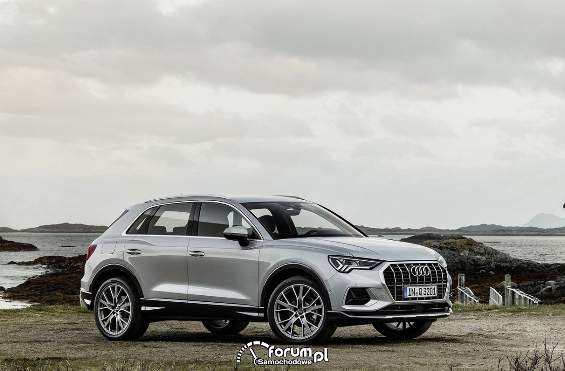 Audi Q3 z silnikami 35 TFSI i 35 TDI