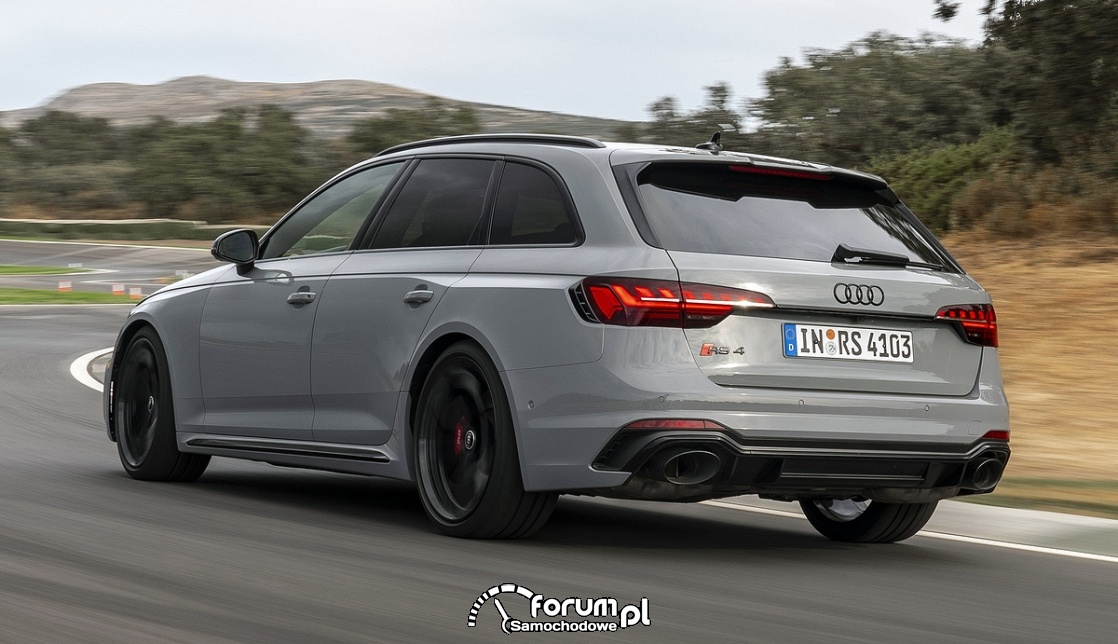 Audi RS4 Avant, 2023, tył