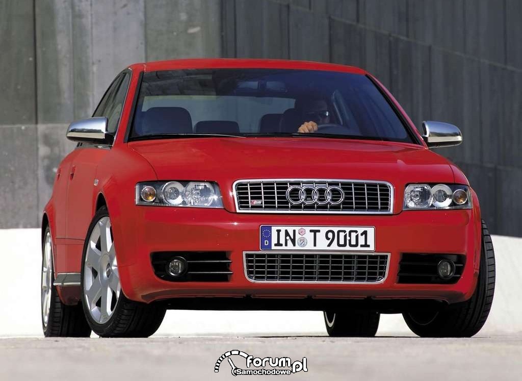 Audi S4 B6