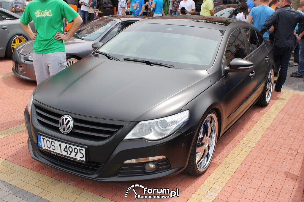 Volkswagen Passat CC, czarny mat