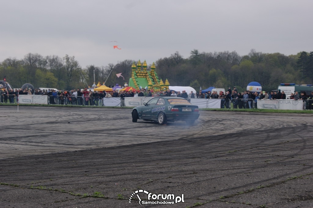 BMW E36, drift, lotnisko, 5