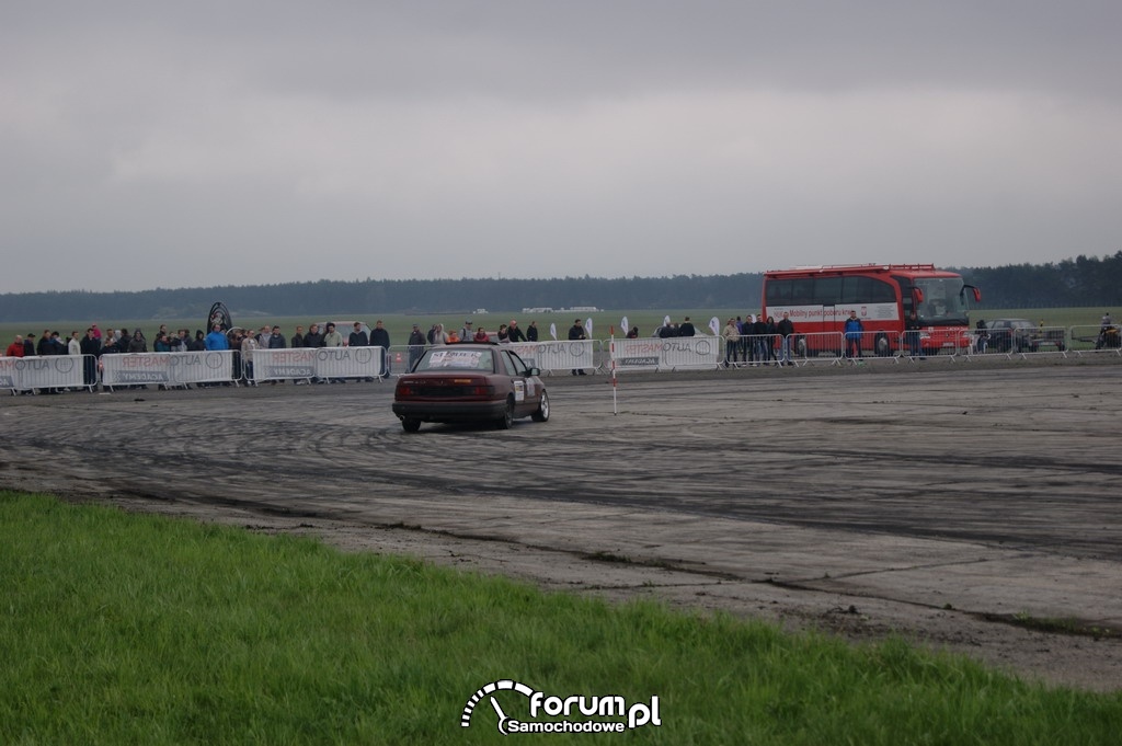 Ford Sierra, lotnisko, drift, 4