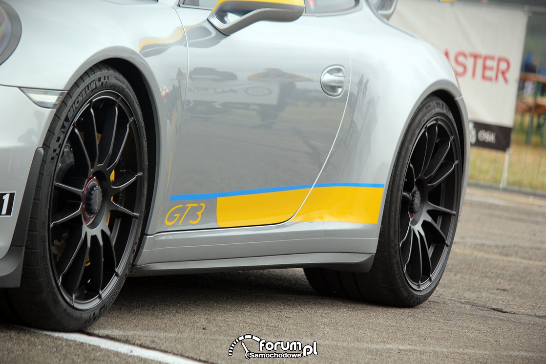 Porsche GT3, alufelgi zdjęcie Automaster Show 2015