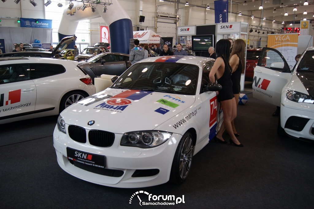 Targi AutoSalon, bass i tuning