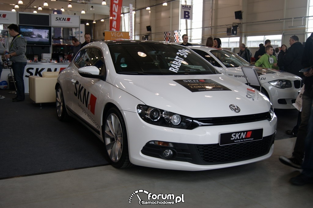 Targi AutoSalon, bass i tuning