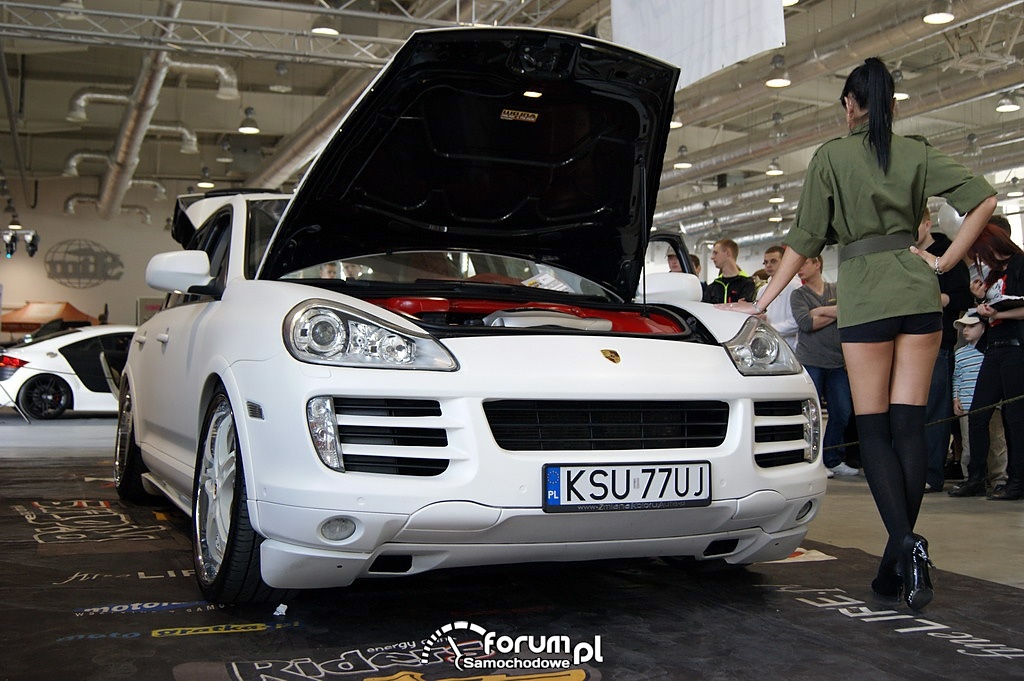 Porsche Cayenne, Wojna Północ-Południe