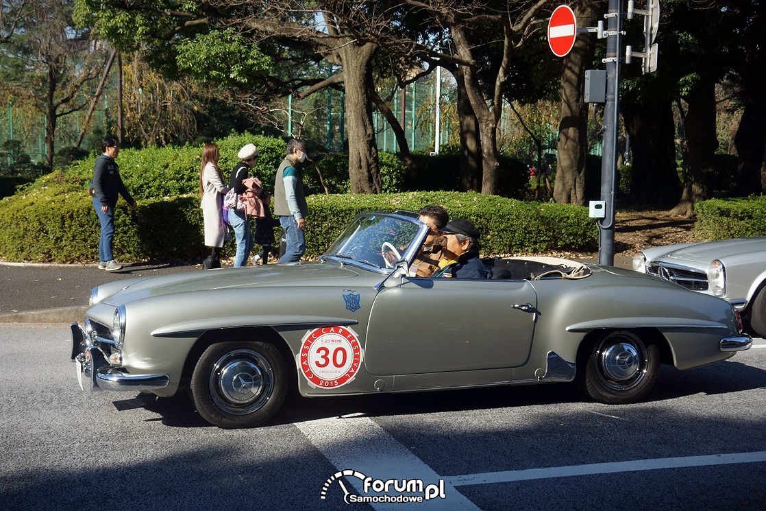 Classic Car Festival w Tokio - zabytkowe perły