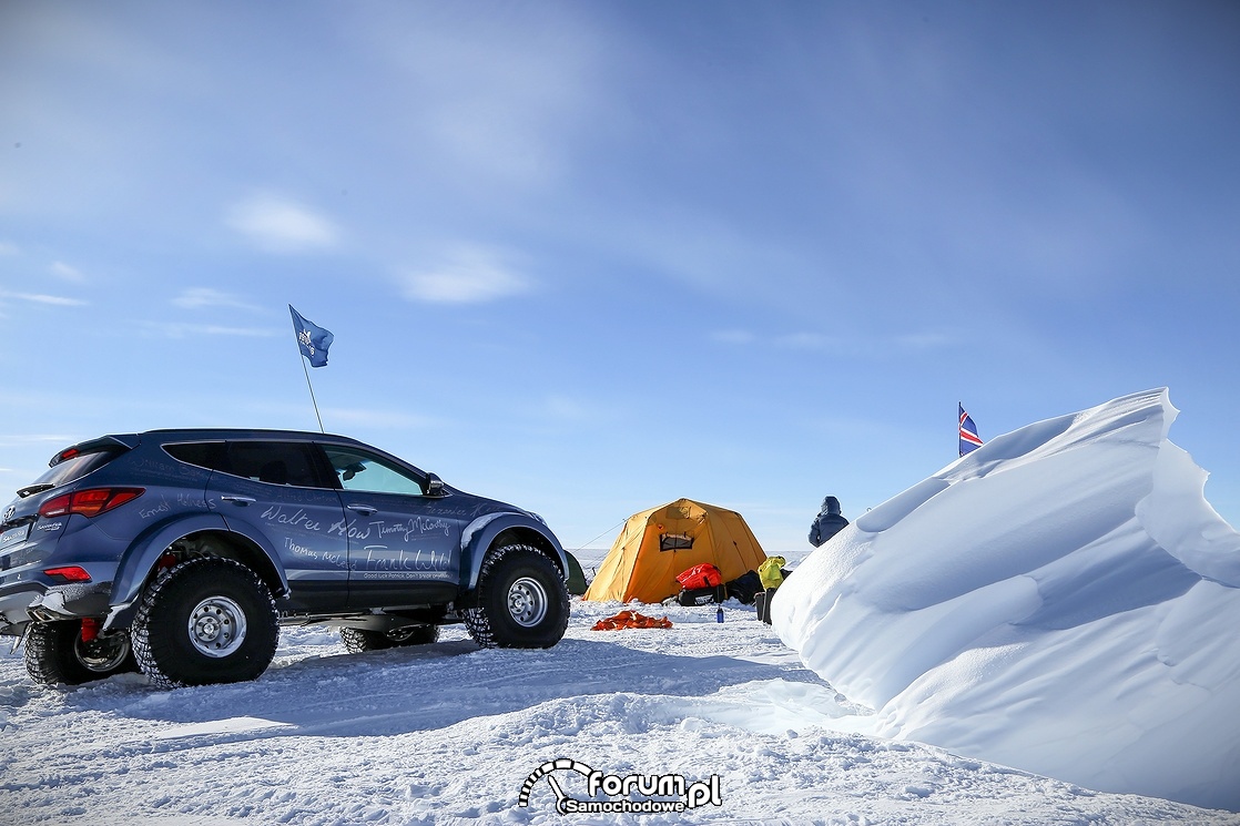 Hyundai Santa Fe, Arctic Trucks, namiot