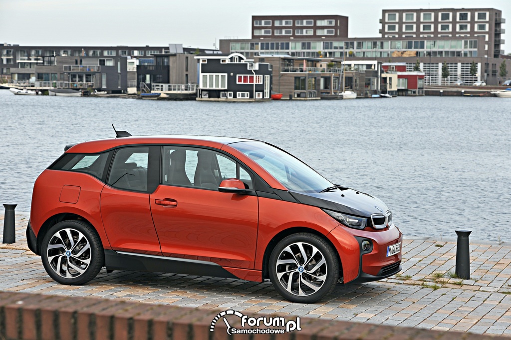 BMW i3 - początek nowej ery elektrycznej mobilności