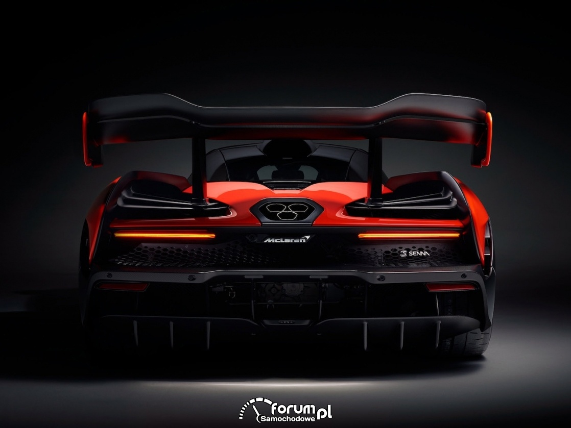 McLaren Senna - wydech o sześciokątnym przekroju