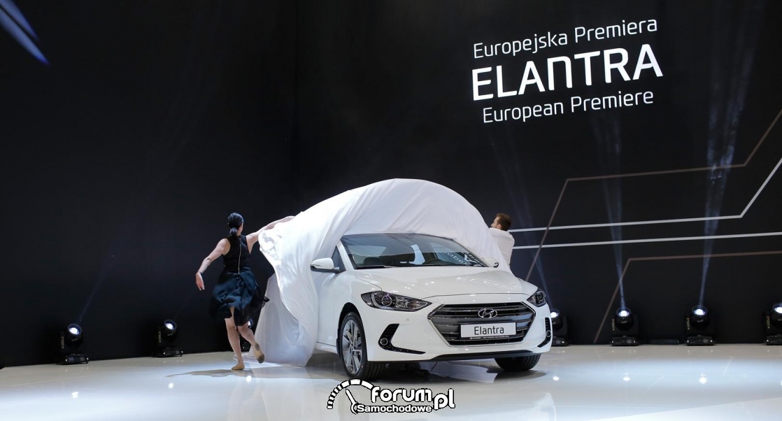 Hyundai Elantra, premierowa odsłona