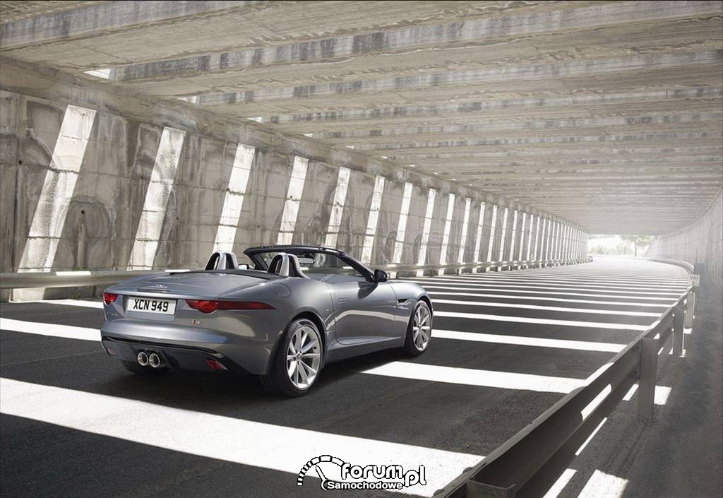 Jaguar F-Type premiera na targach MOTOR SHOW w Poznaniu