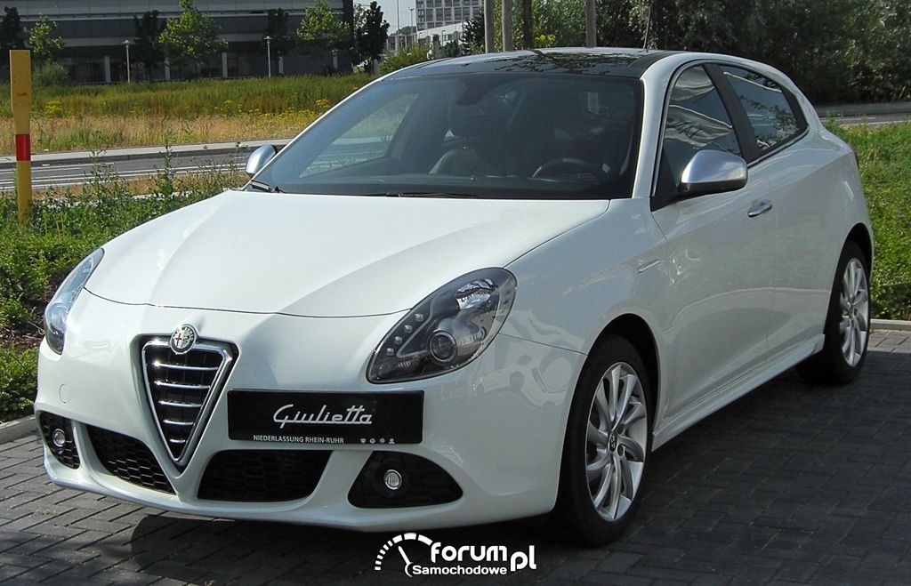 Alfa Romeo Giulietta zdjęcie : Katalog samochodów