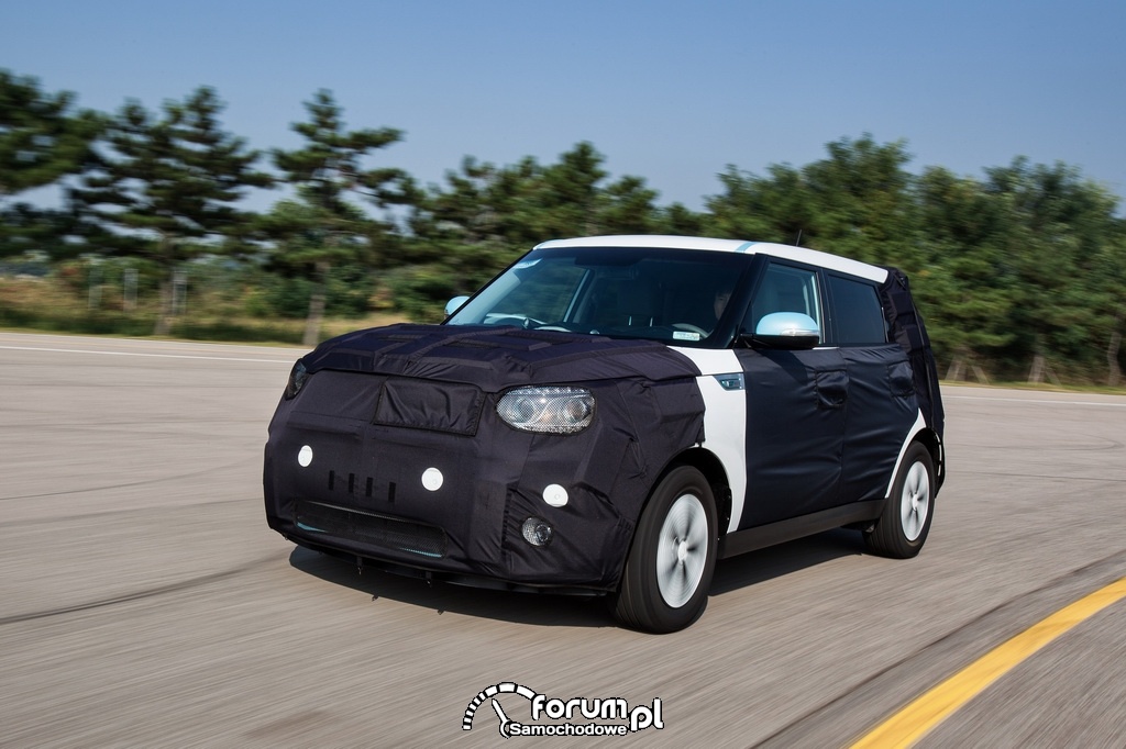 Zamaskowany prototyp Kia Soul EV