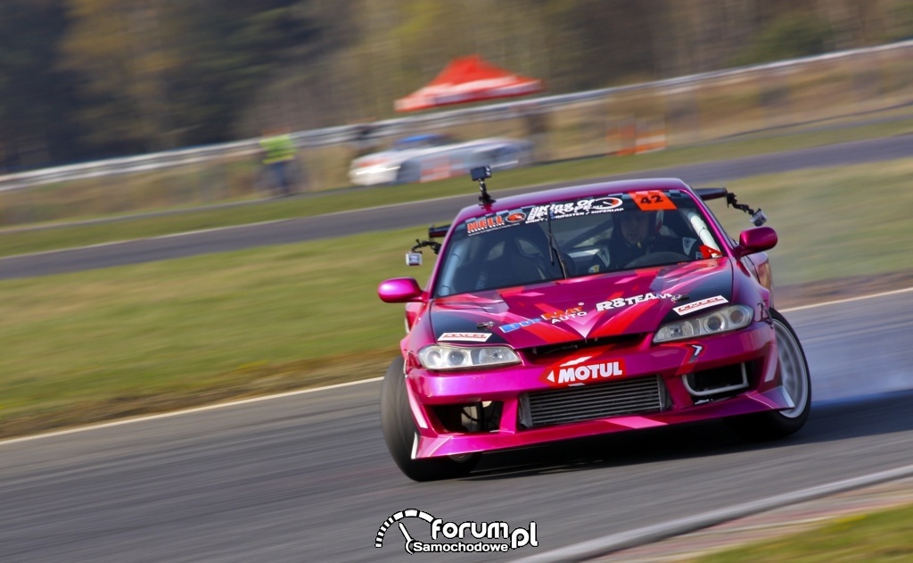 Drift Nissan Skyline, 3