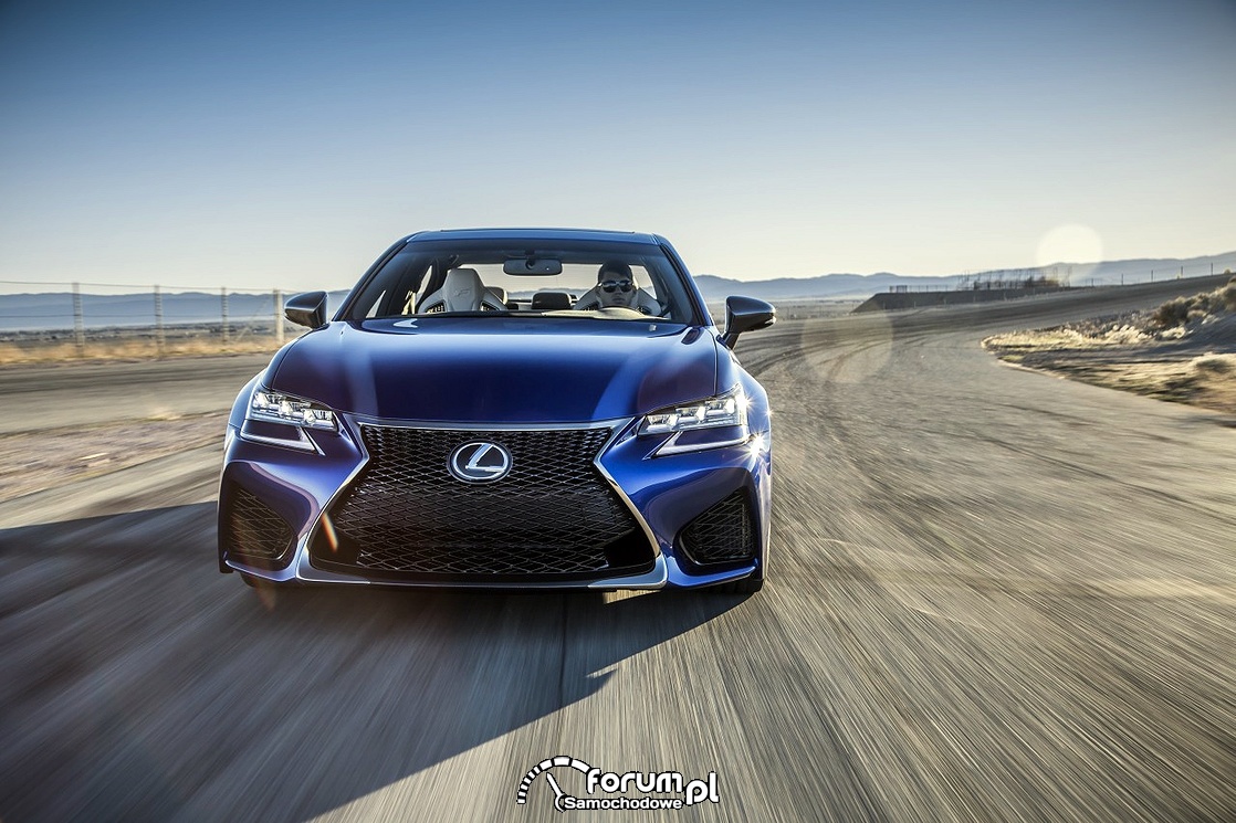 Lexus GS F wśród samochodów roku 2016 magazynu Playboy