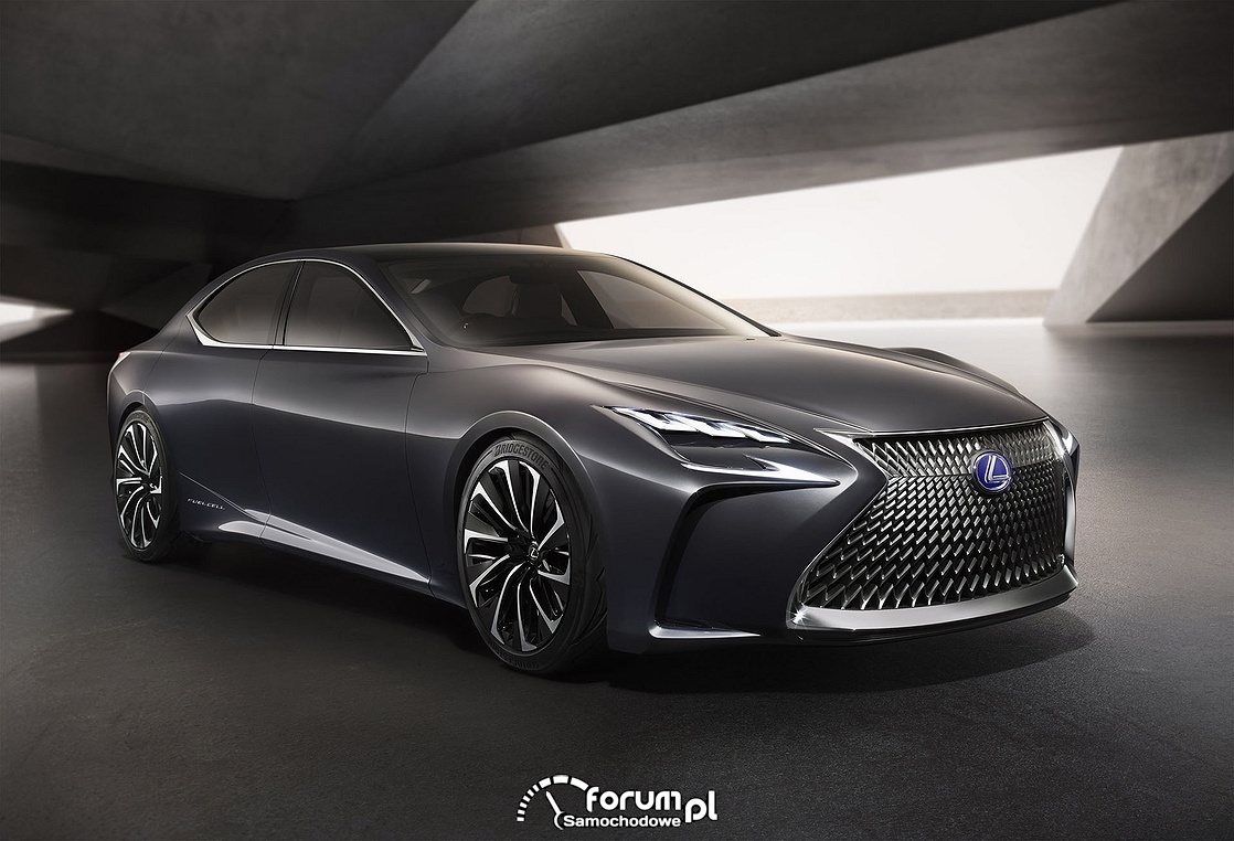 Lexus LF-FC z napędem wodorowym, przód