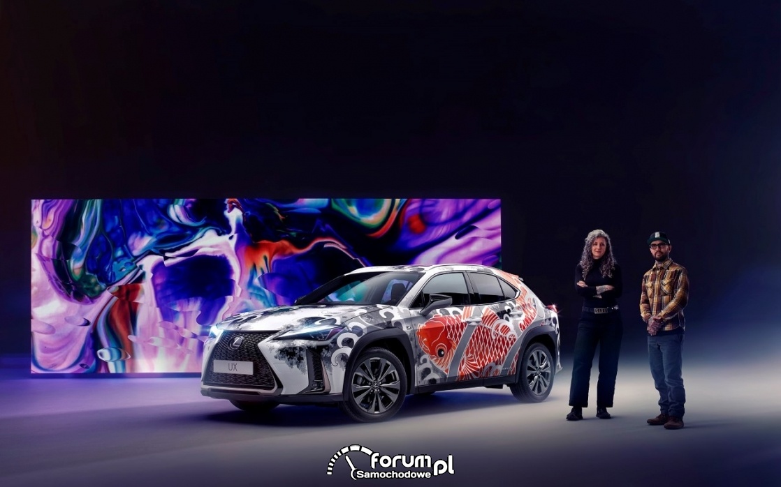 Lexus UX - tattoo