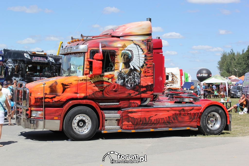 Scania R500, aerografia -  indianin i husky