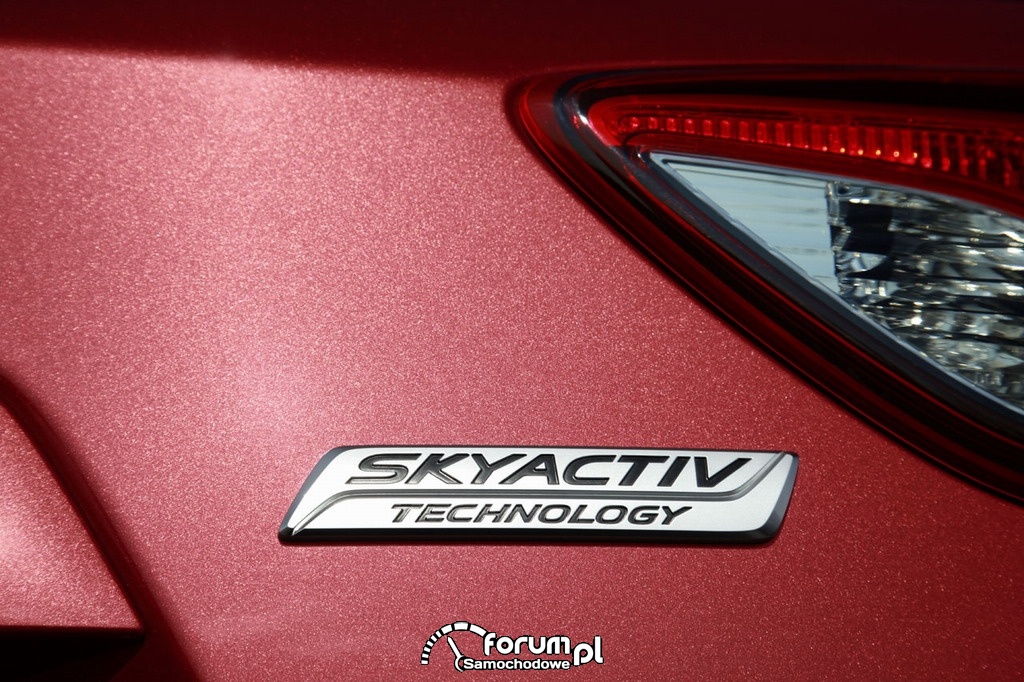 Logo Skyactiv Technology, Mazda CX-5