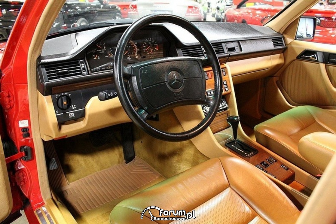 Mercedes-Benz 300E