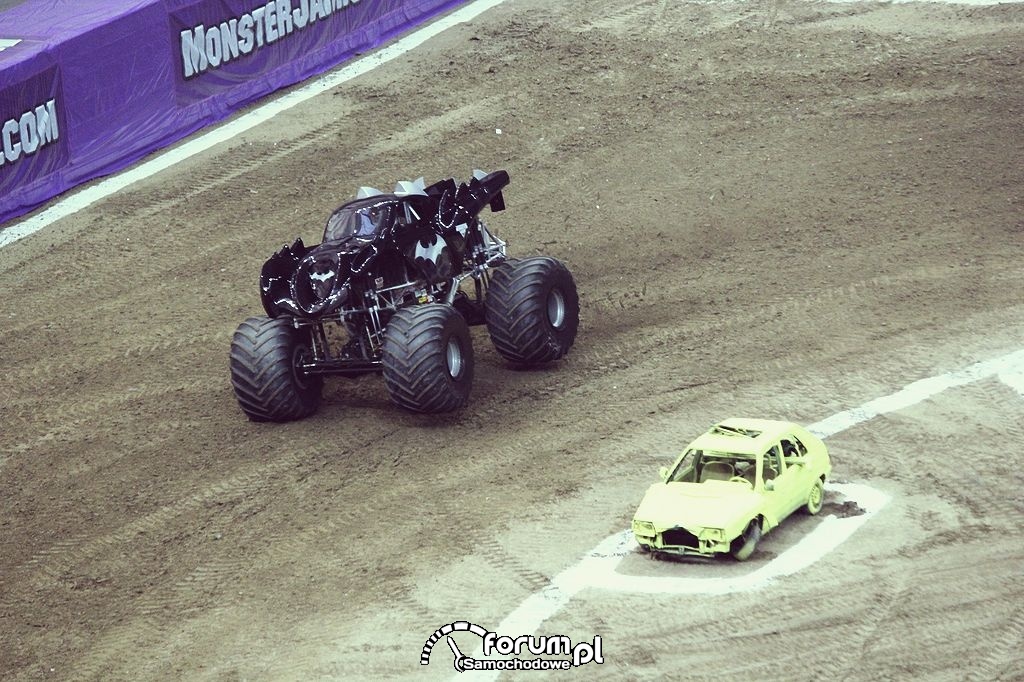 Batman - Monster Truck, 4