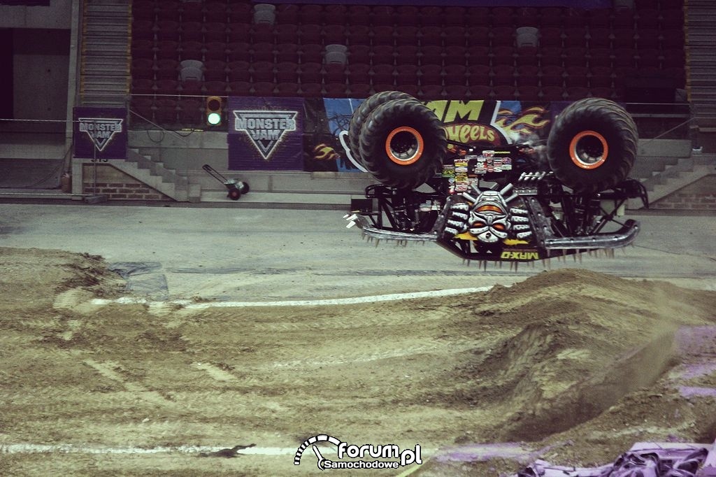 Max-D - Monster Truck, 15