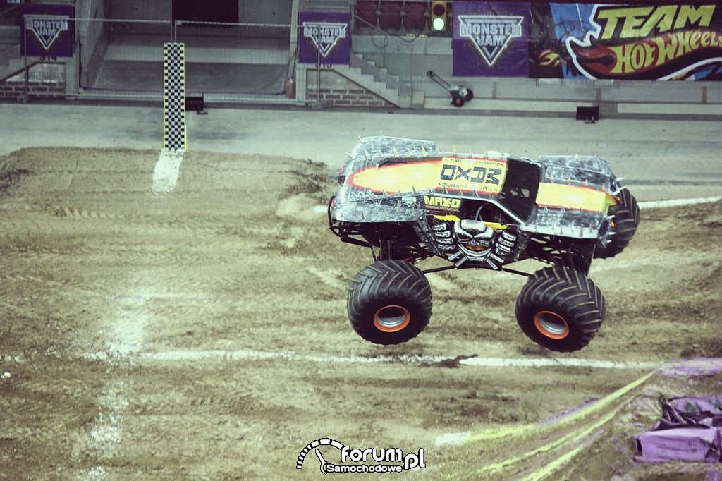 Max-D - Monster Truck, 16