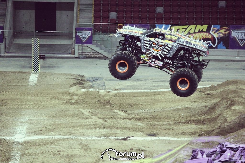 Max-D - Monster Truck, 3