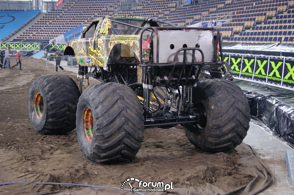 Monster Truck Bucked Up, 2