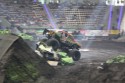 Reverse Racer - Monster Truck, przejazd po samochodach