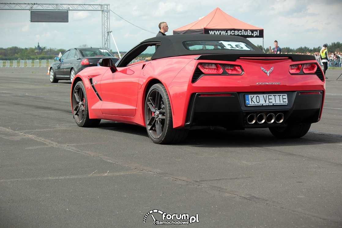 Chevrolet Corvette, tył