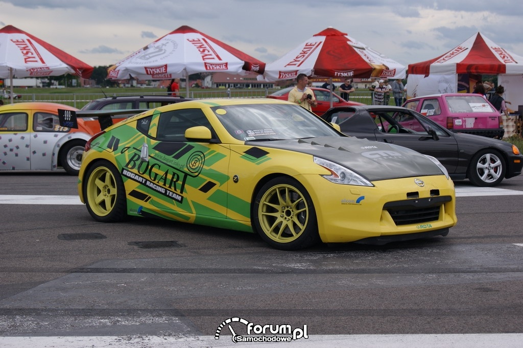 Nissan Z370, Bogart Racin Team