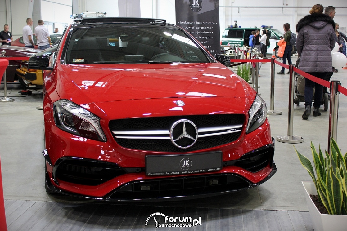 Mercedes-Benz A45 AMG