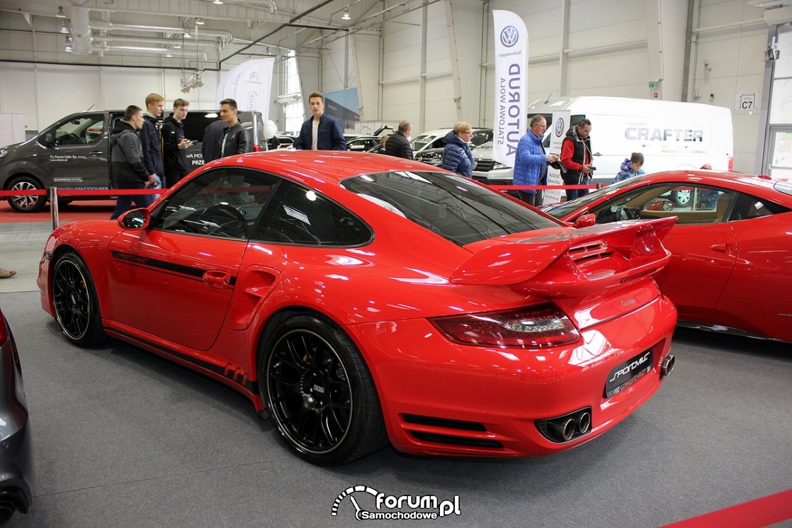 Porsche 911 Carrera Turbo, 2