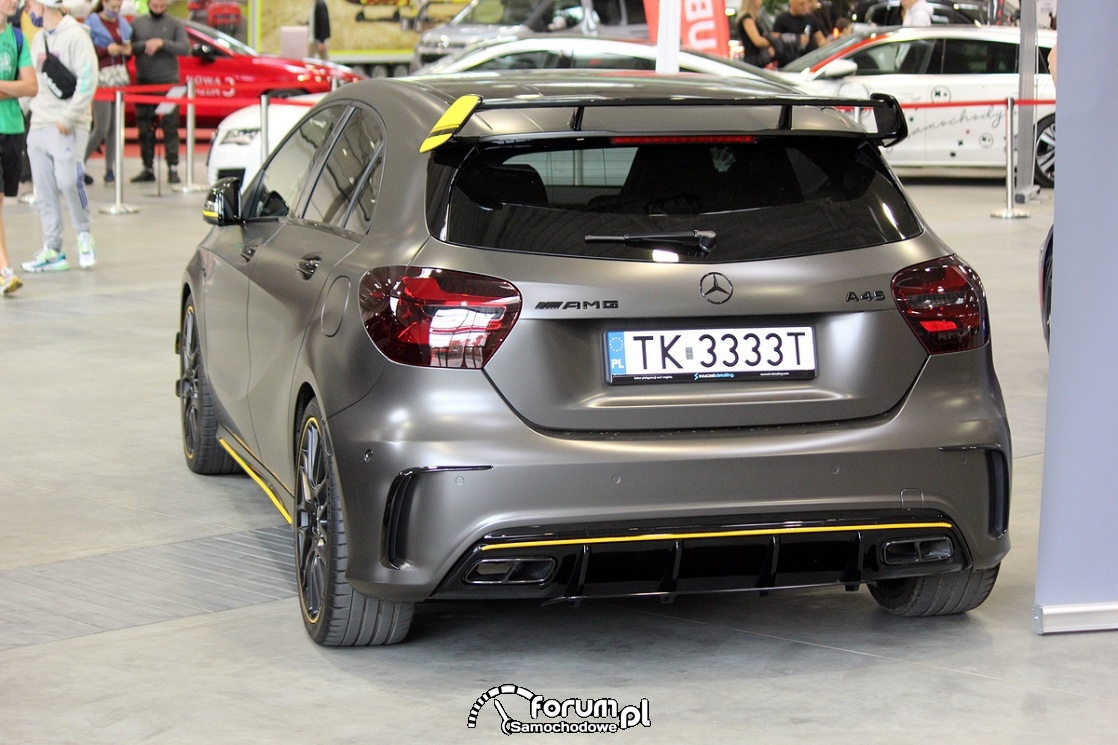 Mercedes-Benz A45 AMG, tył