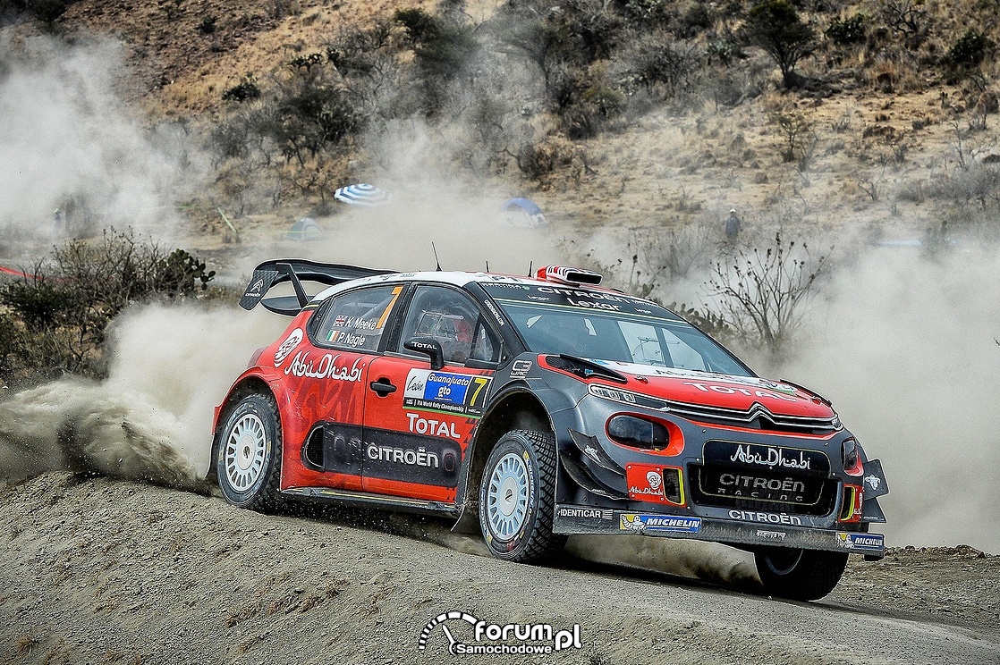 Rajd Korsyki WRC - Kris Meeke w pierwszej trójce