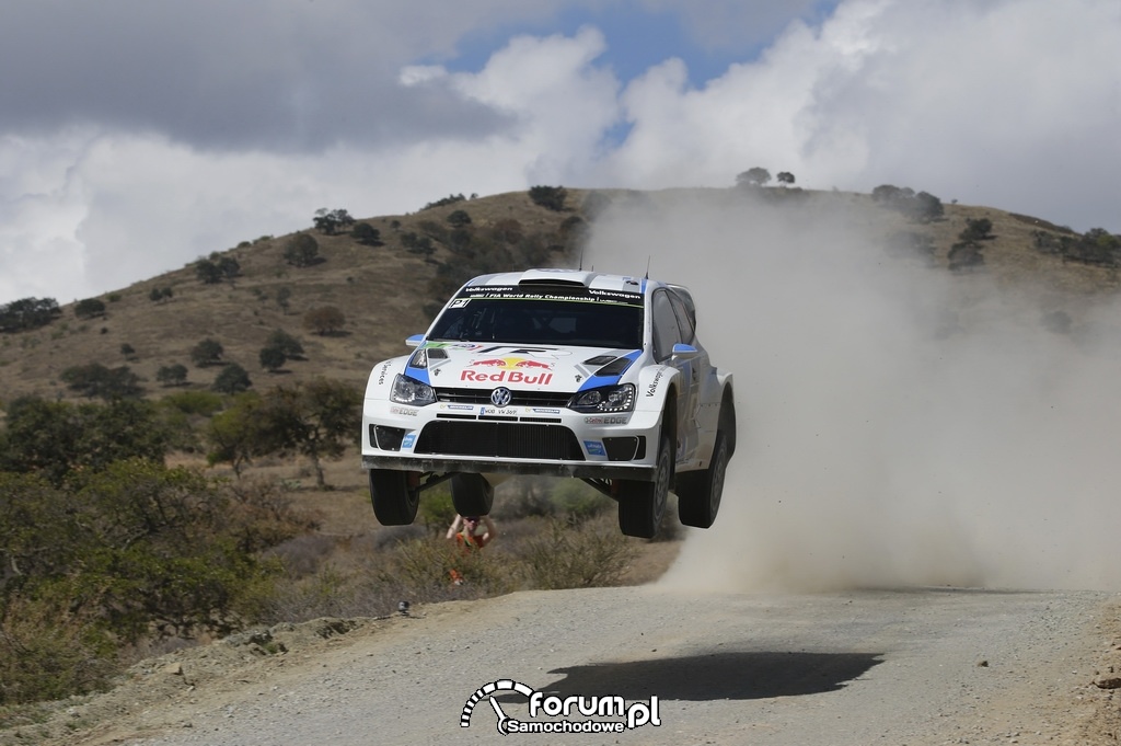 Volkswagen Polo R WRC w powietrzu, Rajd Meksyku 2014