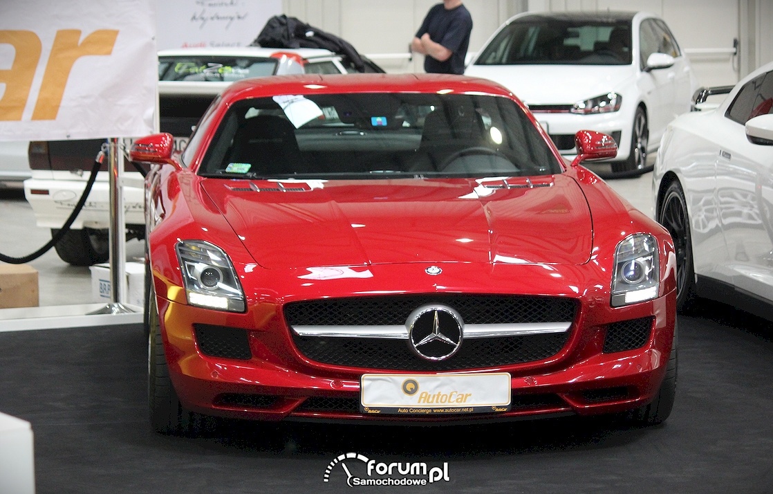 Mercedes SLS, przód, LEDy