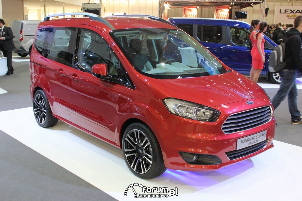 Ford Tourneo Courier Titanium