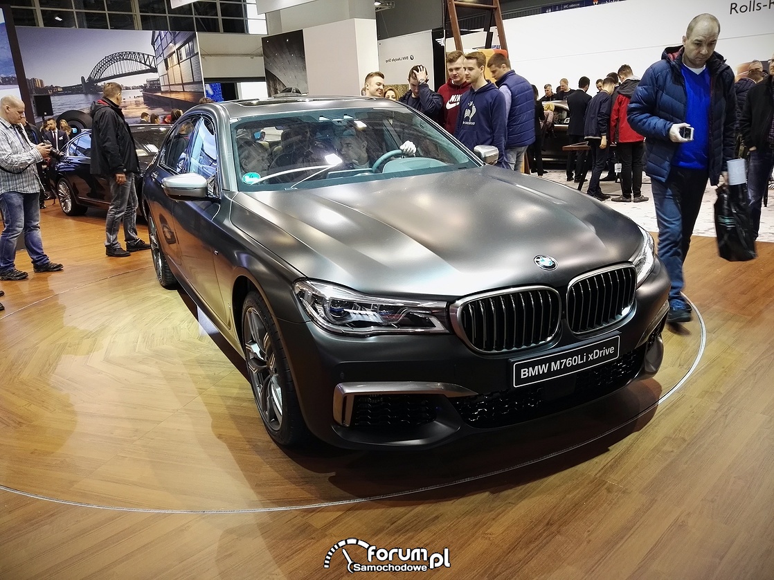 BMW M760 Li xDrive