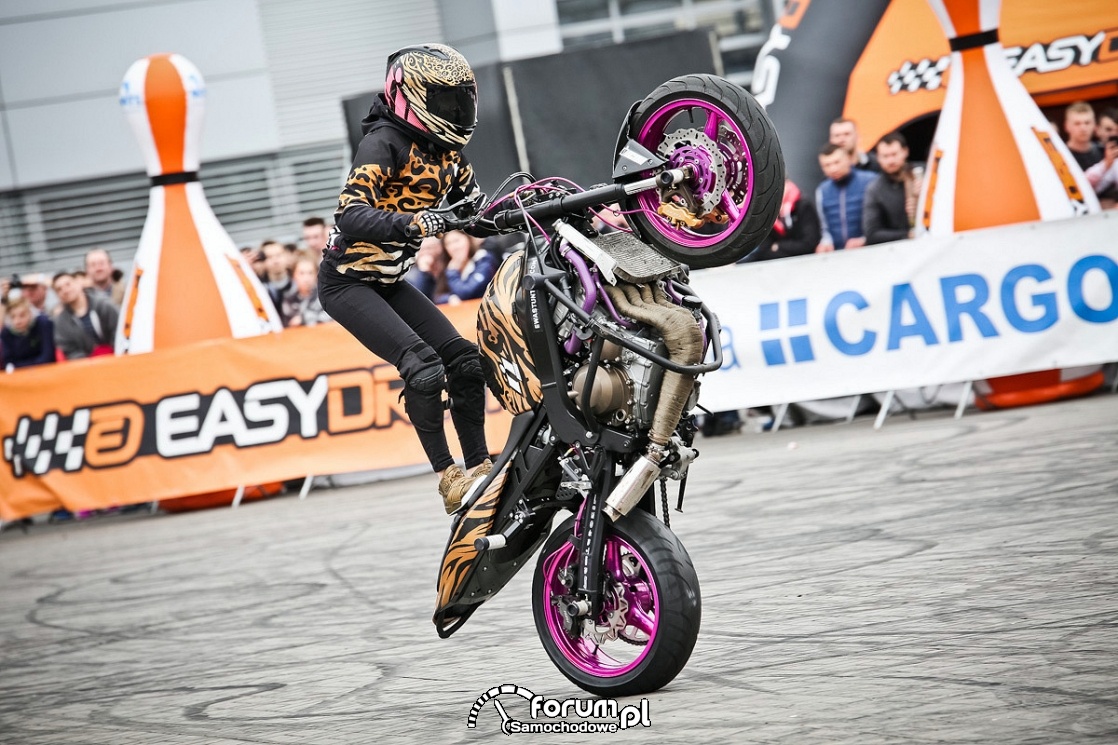 Ewa stunt motocyklowy