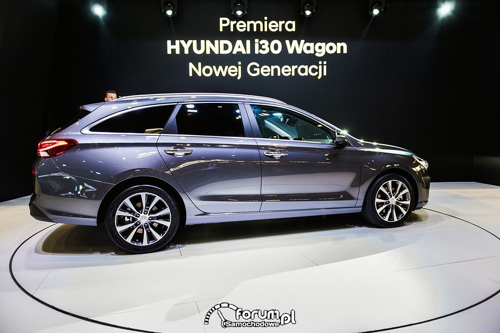 Hyundai i30 Wagon, kombi zdjęcie Motor Show 2017 Poznań