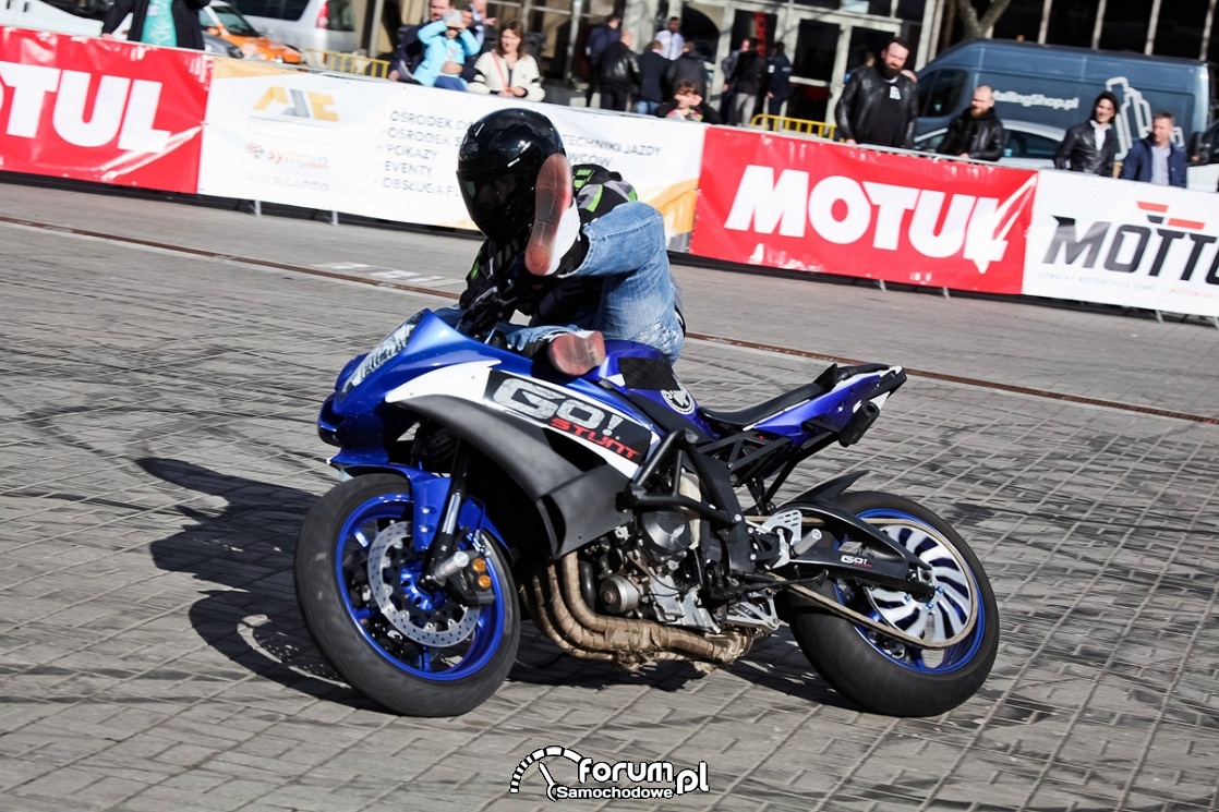 Stunt motocyklowy