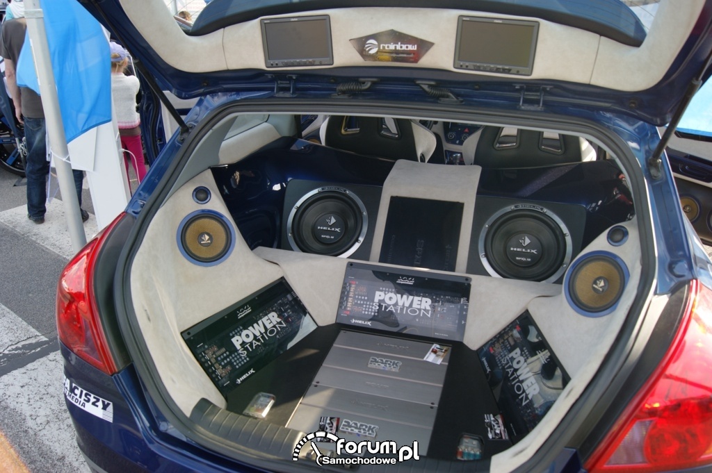 Zabudowna bagażnika Car Audio, 2