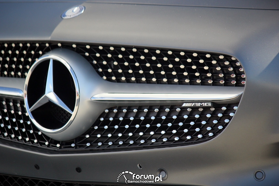 Logo Mercedes AMG